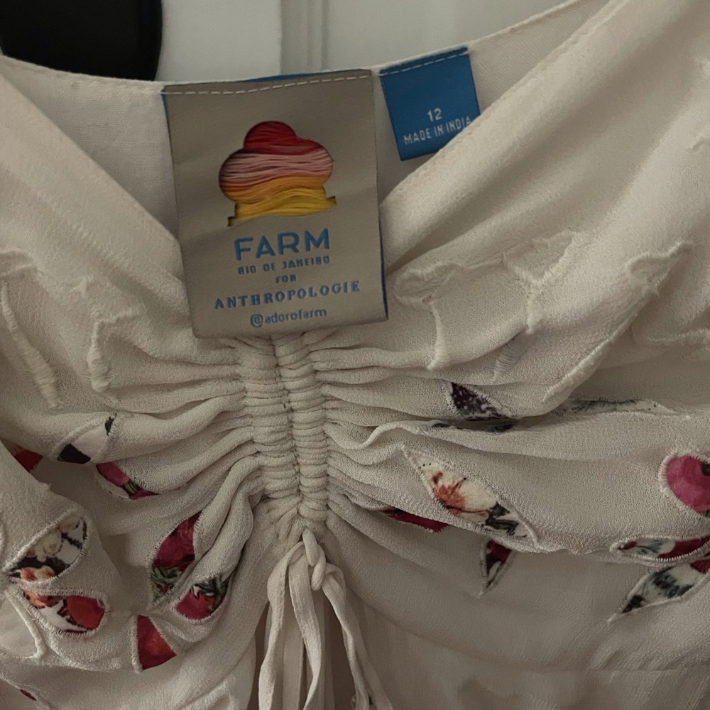 White farm rio maxi with flower detail size 12 - Picture 5 of 11